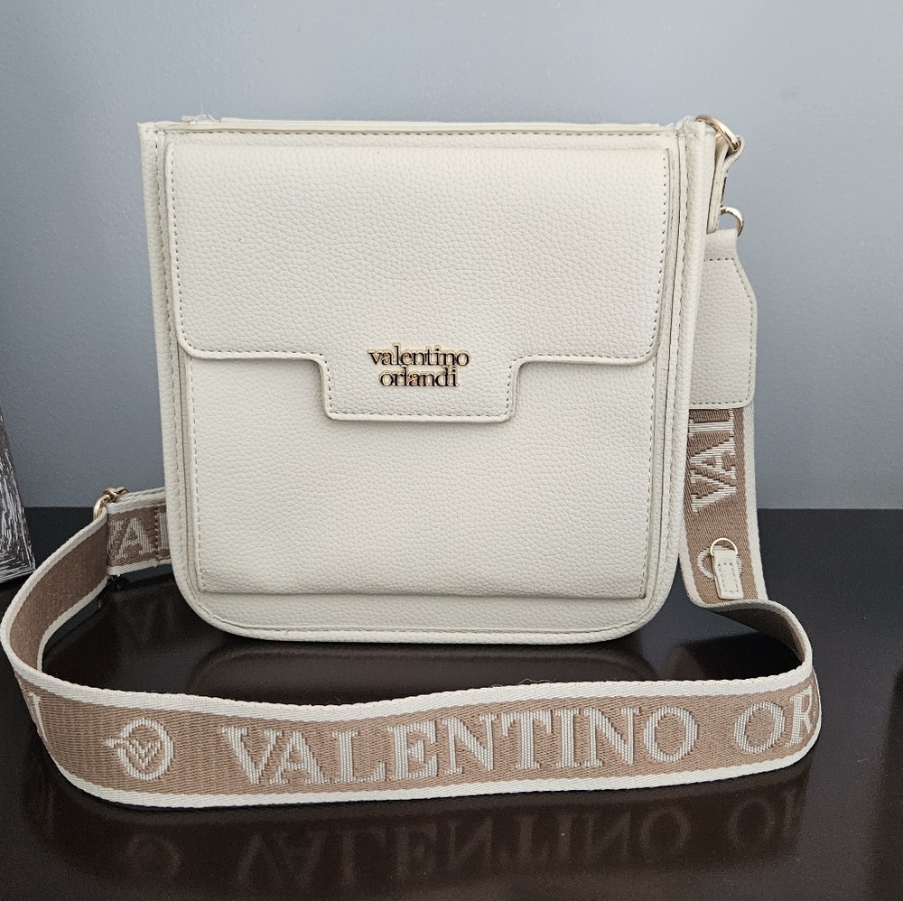 Valentino Orlandi Elegant Cream Crossbody Bag Set - Picture 2 of 7